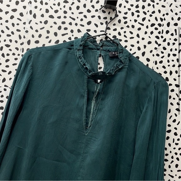 Maven West | Emerald Green Blouse - Picture 3 of 6